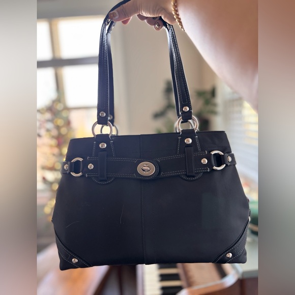 COACH - Brand New Cary Carryall Leather Purse - Picture 2 of 8